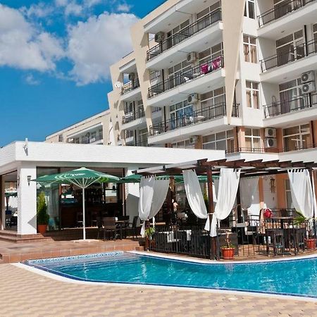 Apartament Grand Kamelia Lägenhet Slăntjev Brjag Exteriör bild