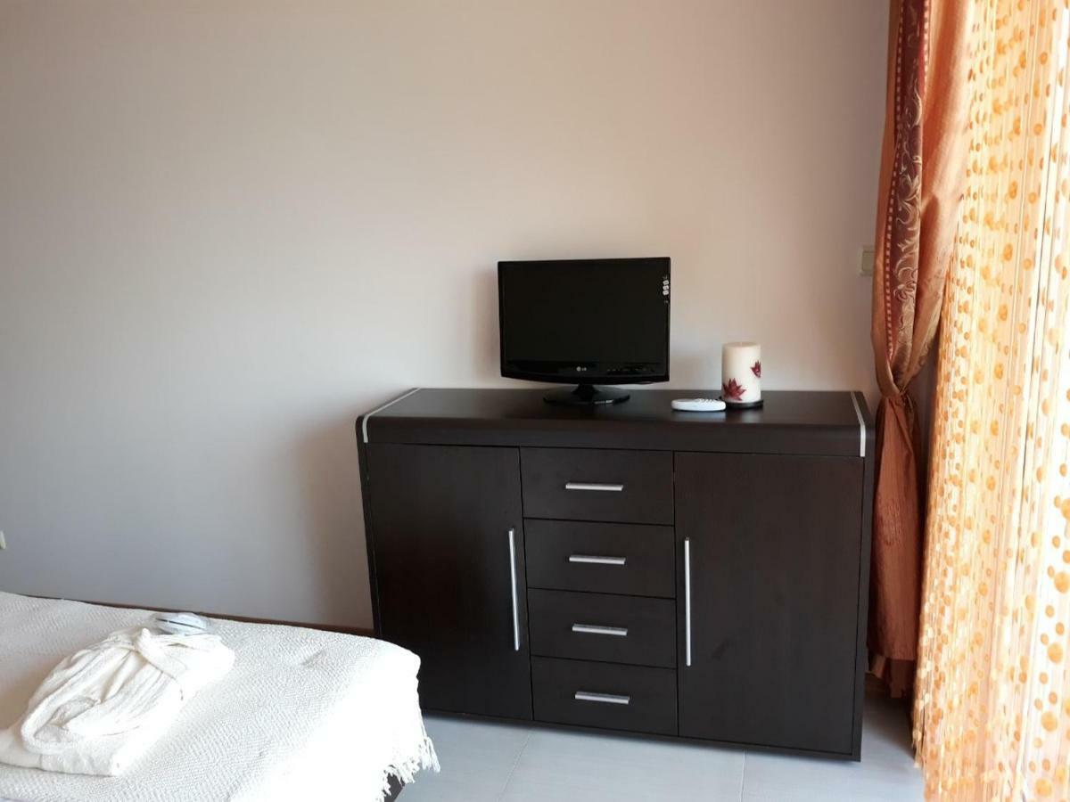 Apartament Grand Kamelia Lägenhet Slăntjev Brjag Exteriör bild