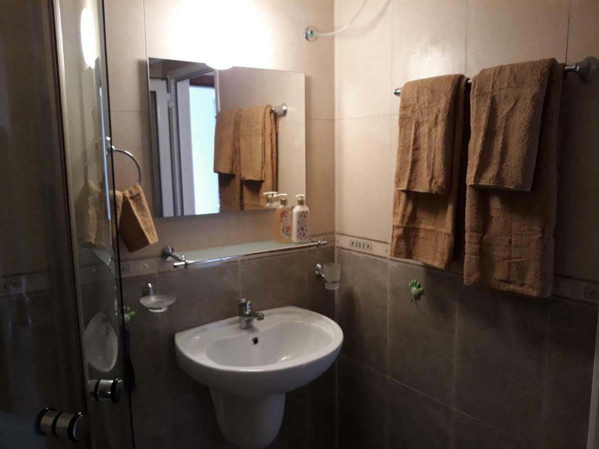 Apartament Grand Kamelia Lägenhet Slăntjev Brjag Exteriör bild