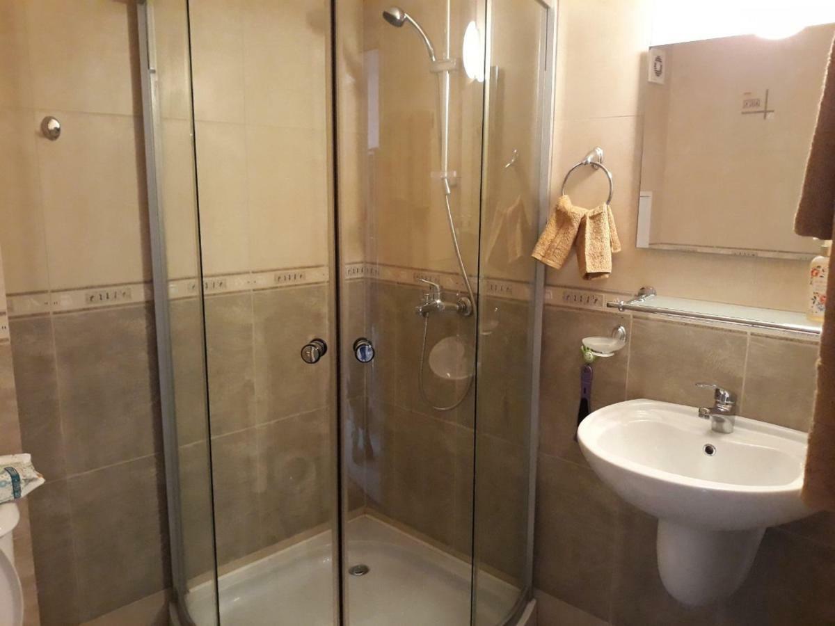 Apartament Grand Kamelia Lägenhet Slăntjev Brjag Exteriör bild